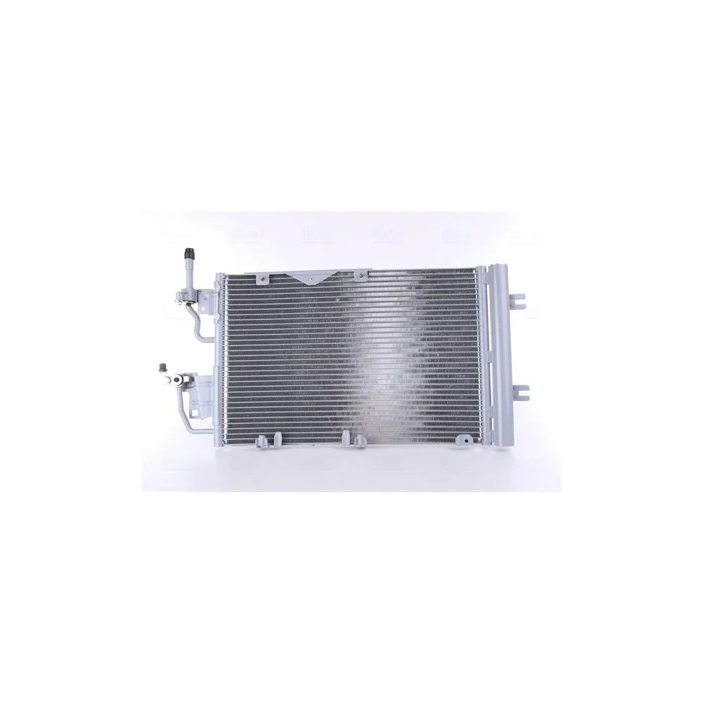 Radiator aer conditionat (condensor) Nissens 940052
