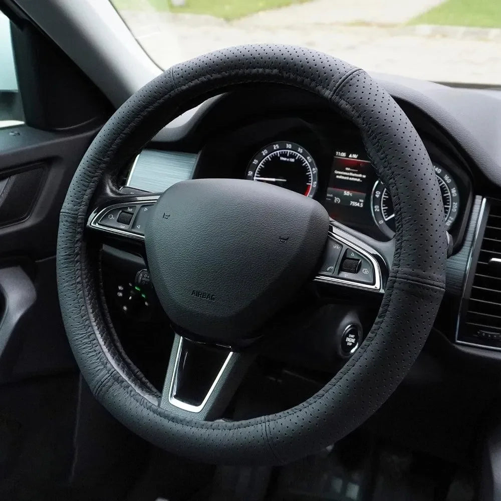 husa-volan-piele-naturala-perforata-negru-35-37-cm-2