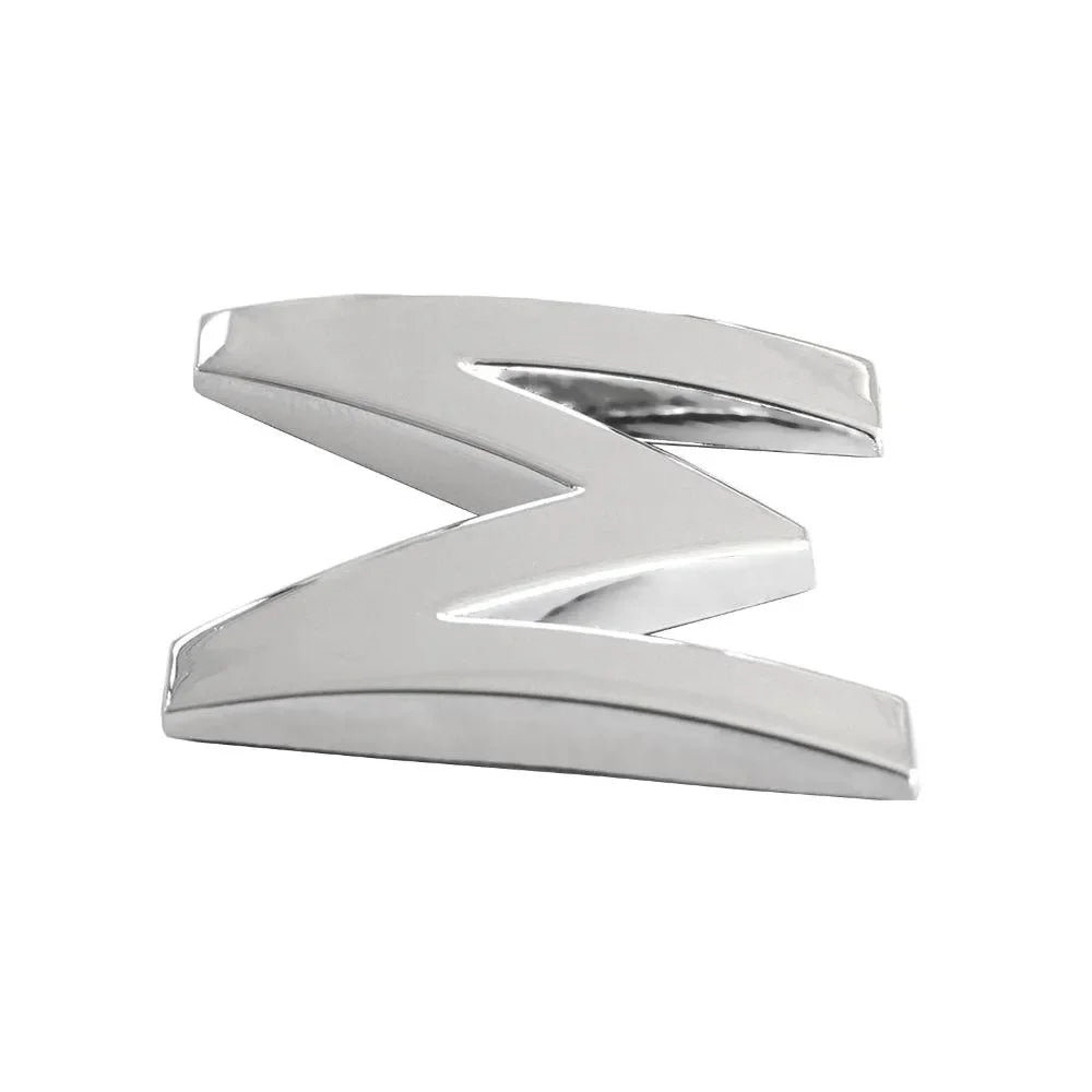 ornament-auto-3d-litera-m-26-mm-cromat-2