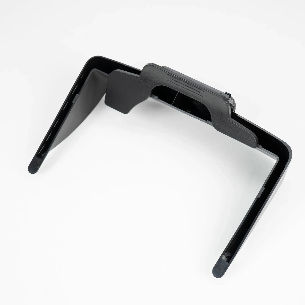 parasolar-universal-pni-7g-pentru-sisteme-navigatie-gps-cu-ecran-de-7-inch-6