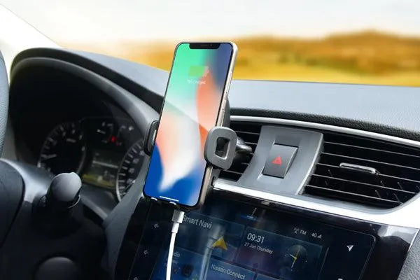 Suport pentru telefon auto smart cu incarcare wireless fast charge si fixare in grila de ventilatie