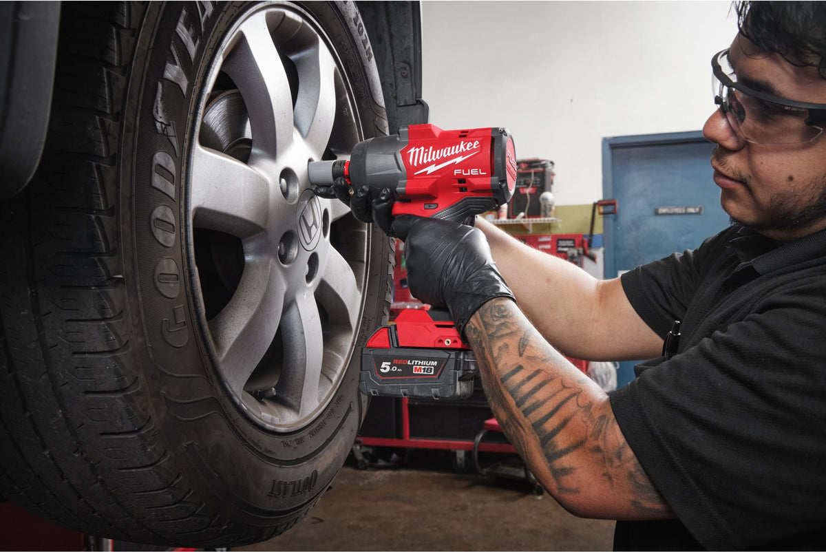 Cheie de impact M18 FUEL™ ½″, cuplu ridicat și inel de fixare Milwaukee 4933492783 – imagine 2
