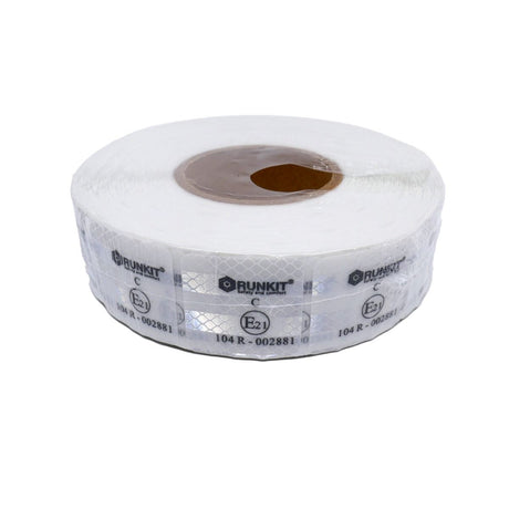 Banda reflectorizanta discontinua, prelata alba 5x5 cm 50 m omologata ECE Runkit RKBR06