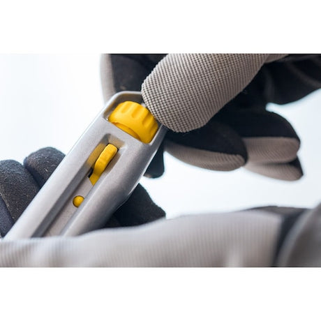 Cuțit cu lamă segmentată STANLEY® InterLock® de 18 mm, metalic 10018 – imagine 5