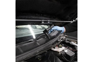 proiector-special-pentru-lucru-la-motor-cu-prinere-pe-capota-sau-habitaclu-2