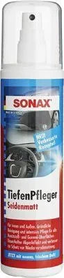 solutie-spray-universala-pentru-intretinerea-suprafetelor-din-plastic-si-cauciuc-300-ml-1