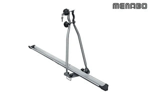 suport-bicicleta-menabo-huggy-lock-cu-prindere-pe-bare-transversale-1