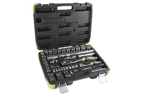 Trusa de tubulare 12 fete cu 74 piese jbm